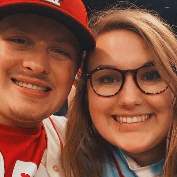 Meet your Posher, Jennalynn - Picture 1 of 1